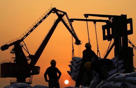 巴曙松：中国经济在平稳中显示较强的韧性