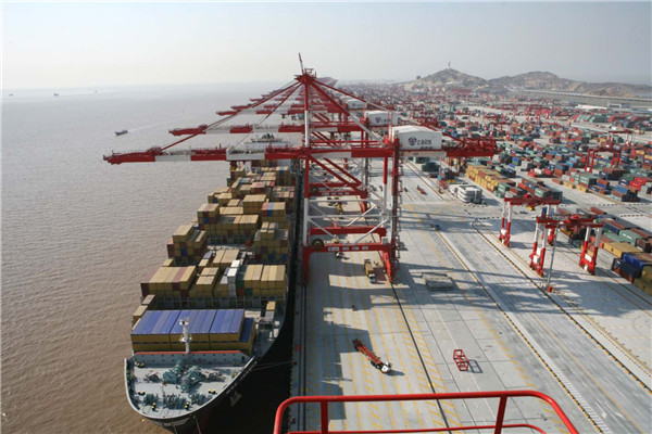 【十九大精神进央企】世界领先 中国港口成又一张“中国名片”