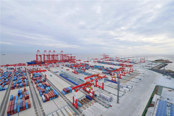 【十九大精神进央企】世界领先 中国港口成又一张“中国名片”