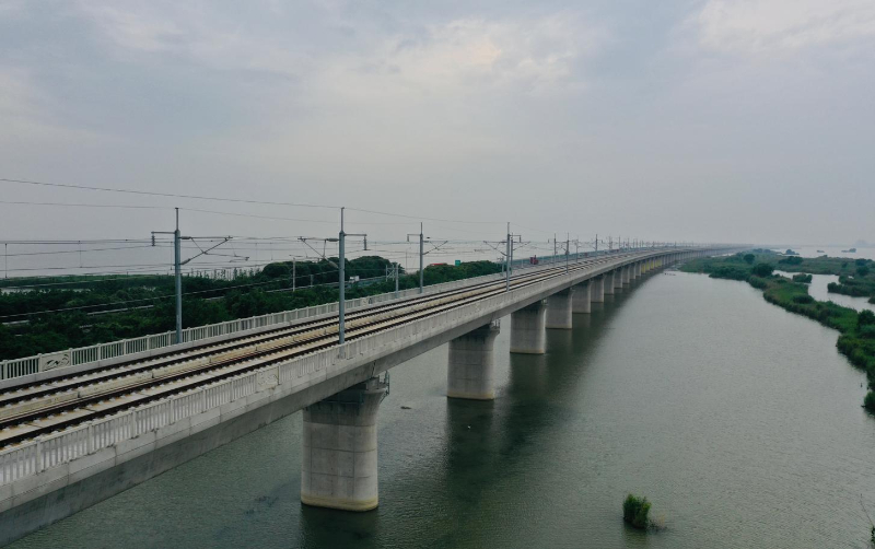 沪宁沿江高铁开通运营 助力长三角一体化发展