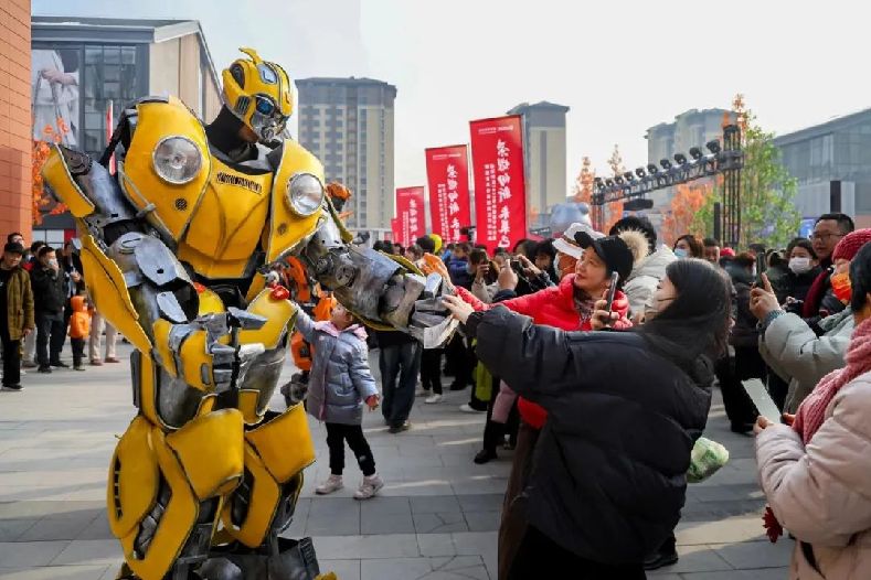 雄安奥特莱斯商区开街活动盛大举办