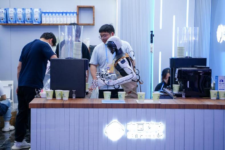 中国移动：聚智向新 实干造“福”