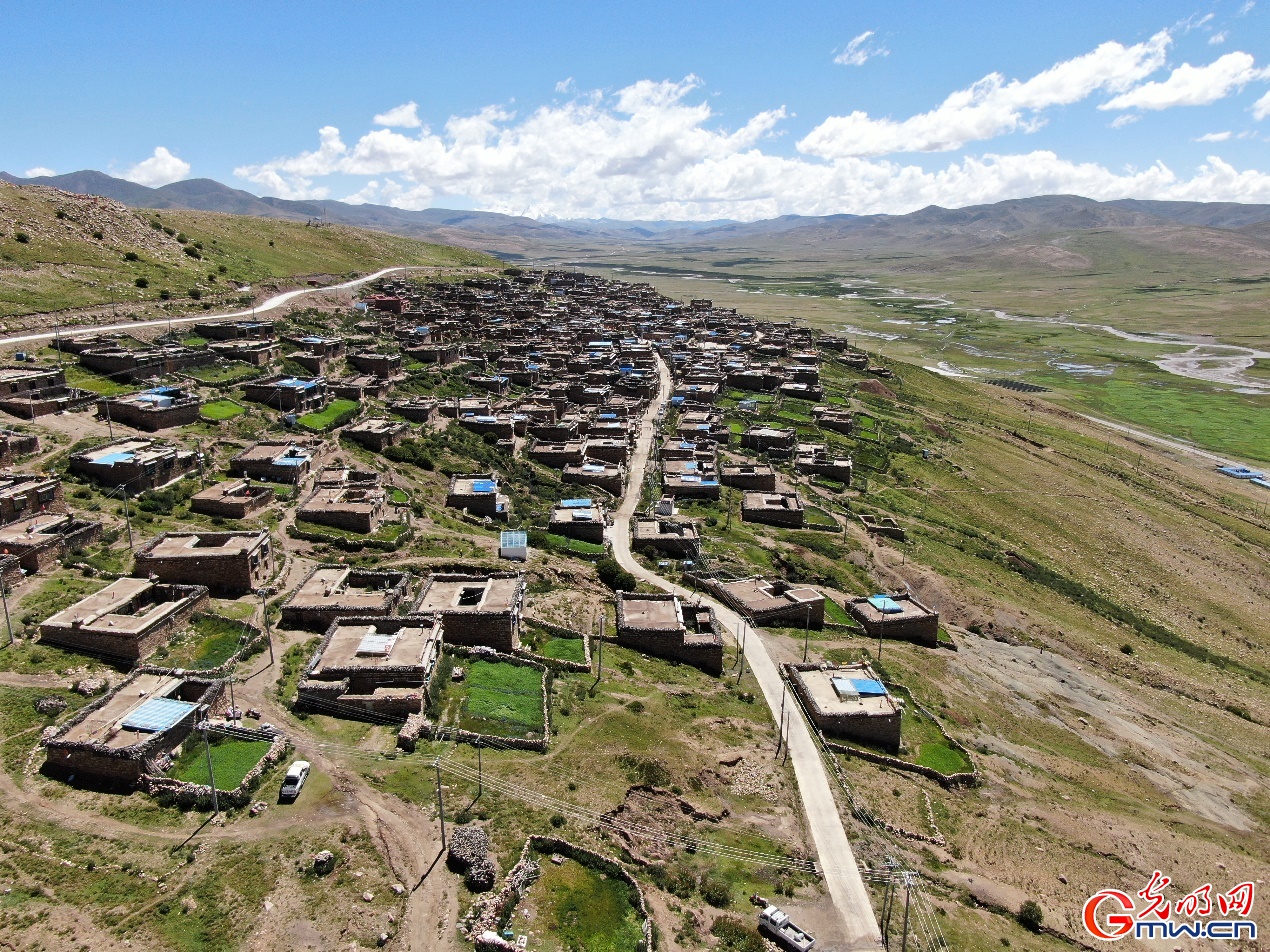 西藏山南市扎杂村：在高原住上好房子 过上好生活