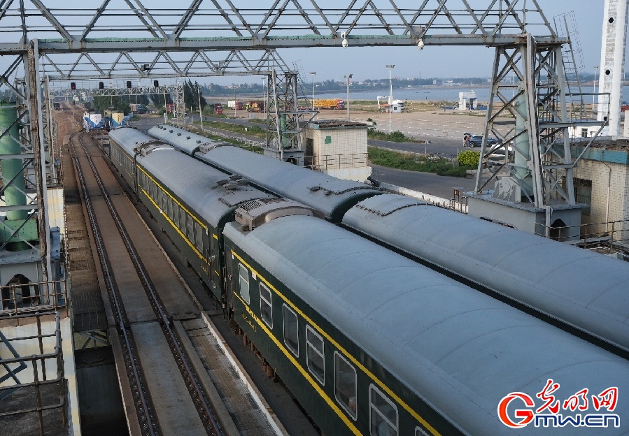 粤海铁路轮渡 结束海南与大陆不通铁路的历史