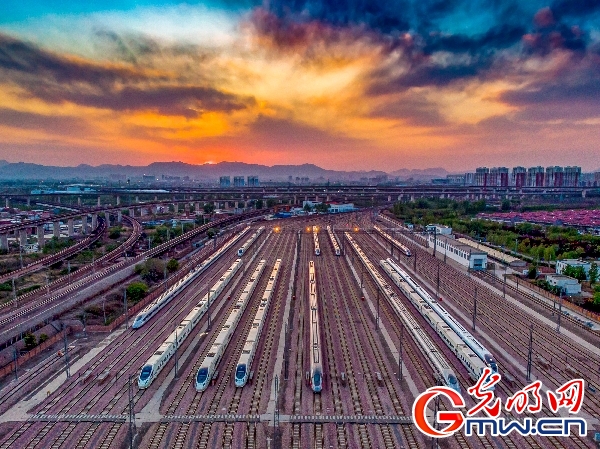 全国人大代表陆东福：深化高铁自主创新 奋力推动铁路高质量发展
