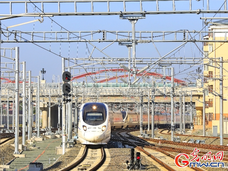 中国最东端高铁牡佳高铁开始试运行