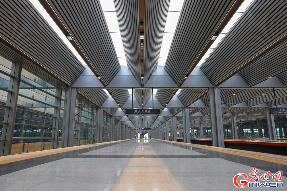 【组图】亚洲最大铁路枢纽客站——北京丰台站6月20日开通运营