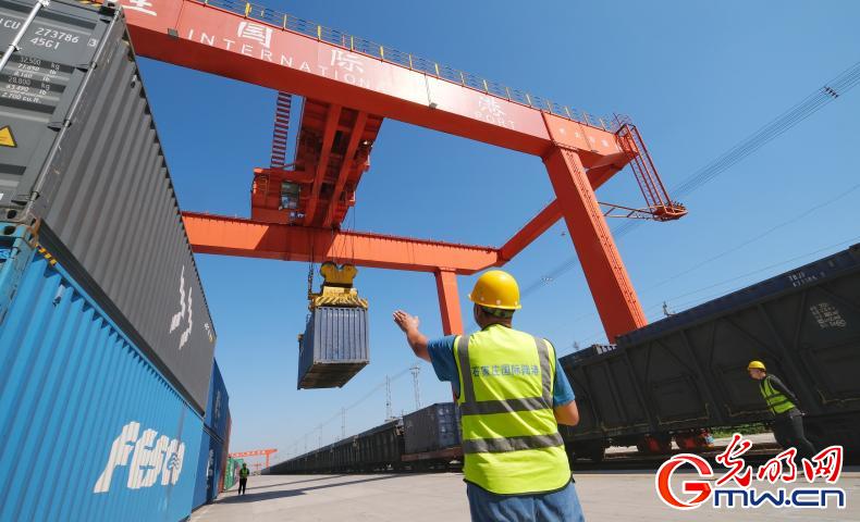 铁路石家庄货运中心国际陆港助力京津冀协同发展