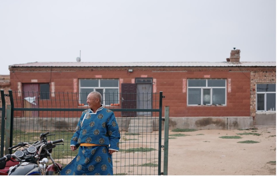 发挥保险主业优势 在辽阔草原描绘乡村振兴新画卷