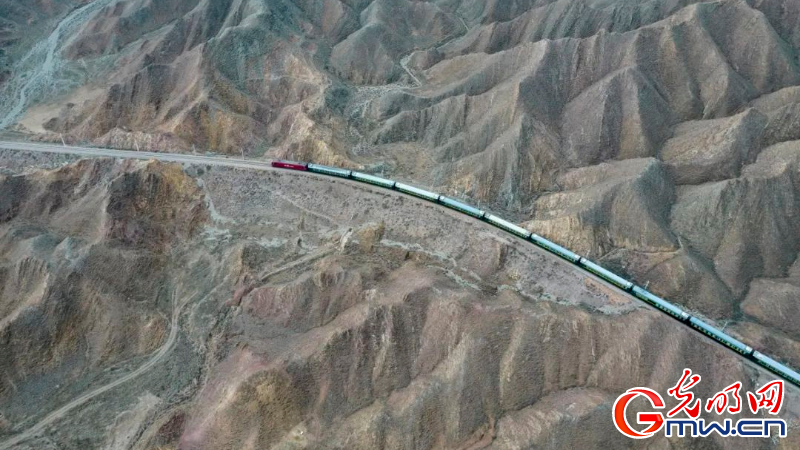 铁路部门：受甘肃地震影响列车已全部恢复正常运行
