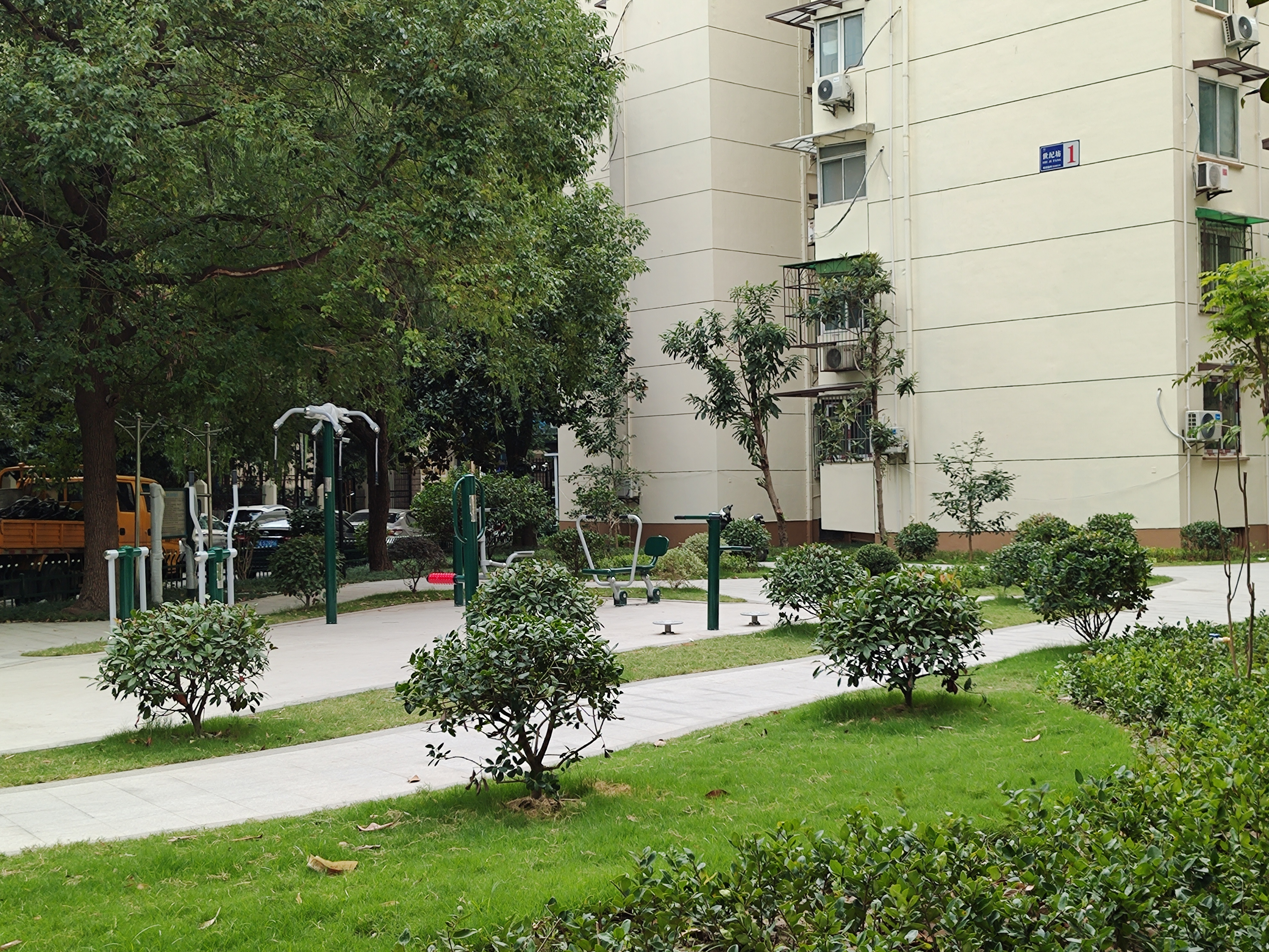 从“老破小”到“幸福里” 老旧小区实现全域化提升改造