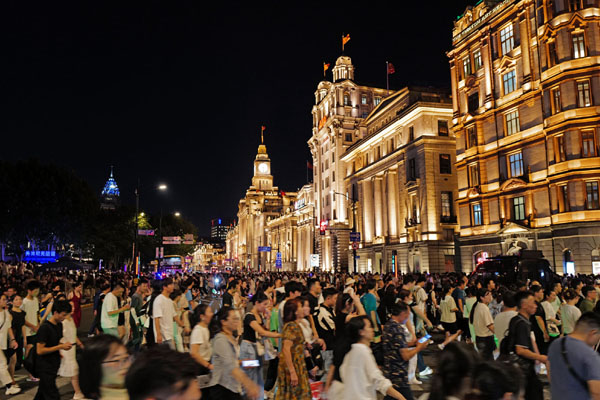 比天氣更火熱：上海城市夜游升溫