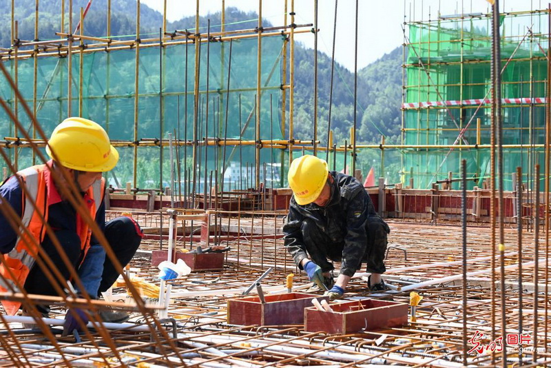 经济光明论丨邢伟：就业形势总体稳定 推动就业优先政策落实落细