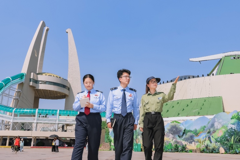 恐龙园文旅集团：争做依法诚信纳税的表率