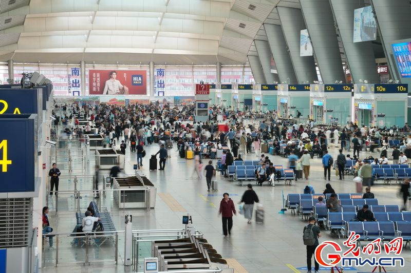 国庆、中秋假期铁路运输即将启动 国铁北京局预计发送旅客1738.0万人次