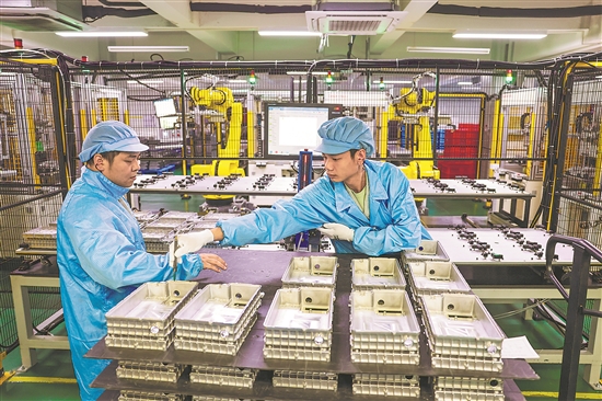 制造业企业生产忙