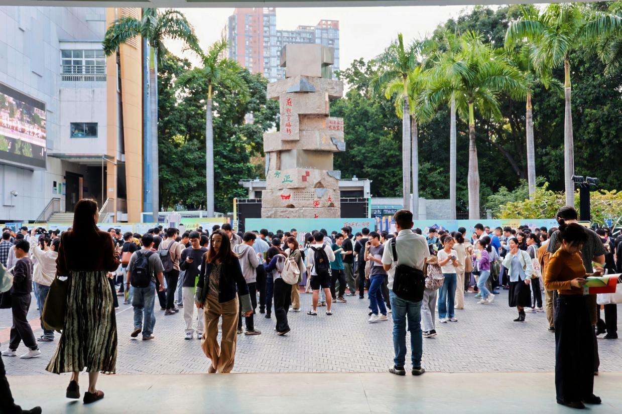 “双轨引才”诠释人才高地核心区的担当与远见