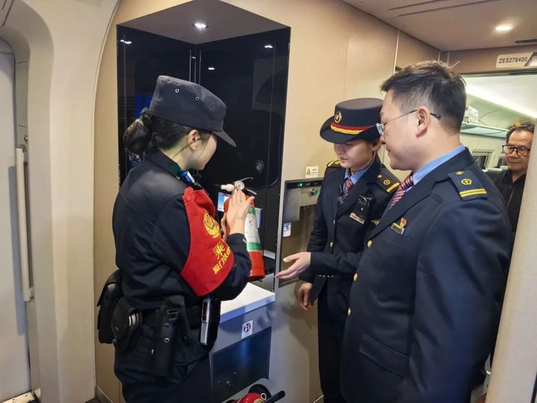 福客厦门动车队厉兵秣马 全力护航2026春运平安路