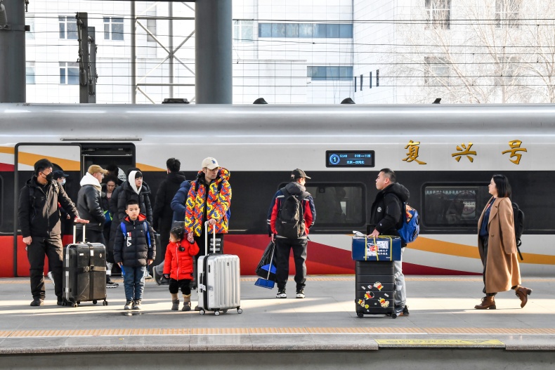 沈白高铁首个春运收官：“冰雪动脉”激活东北文旅新动能