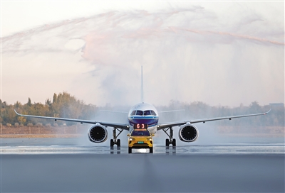 C919国产大飞机联通中西部空中交通