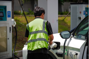 中国劳动和社会保障科学研究院:无人驾驶成“人工智能+”就业新高地 中国劳动和社会保障科学研究院:无人驾驶成“人工智能+”就业新高地