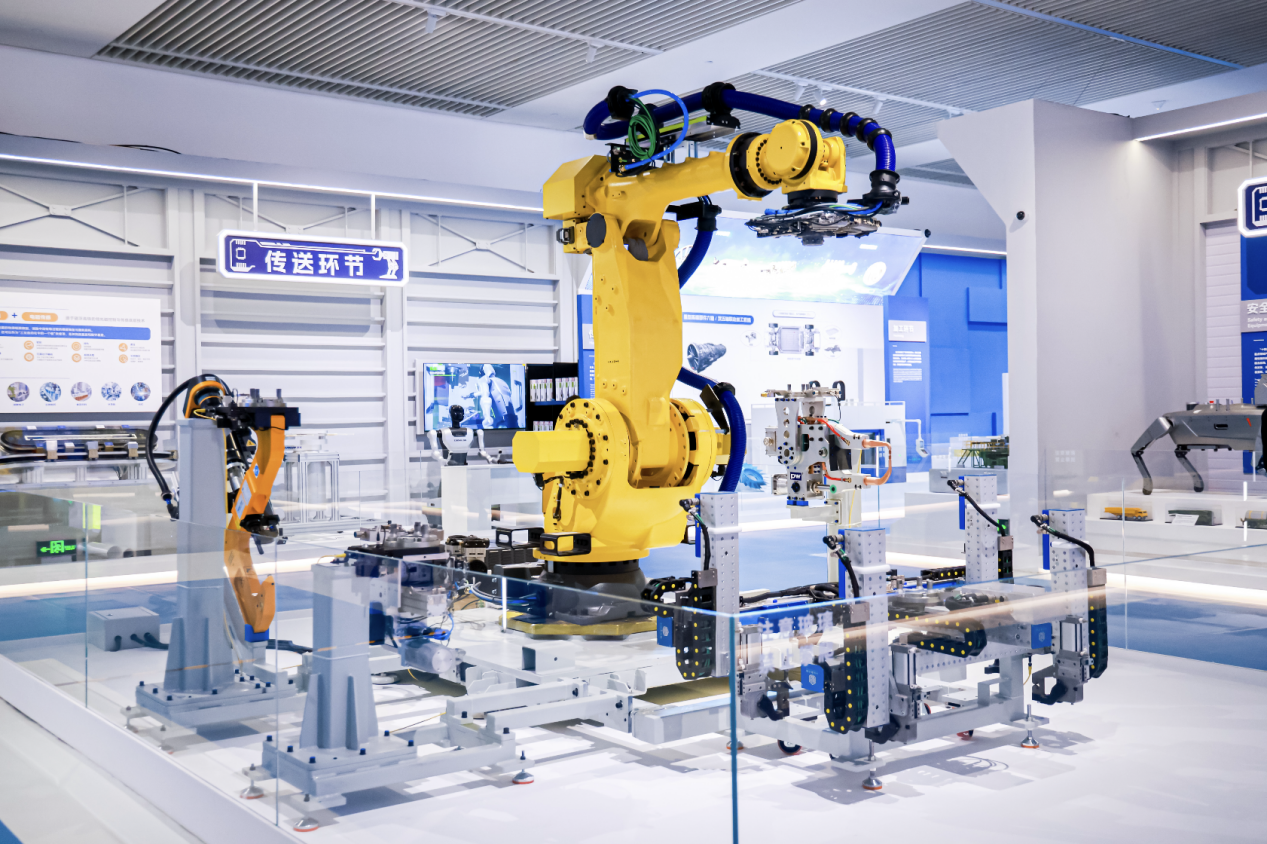 问界M9进国家博物馆