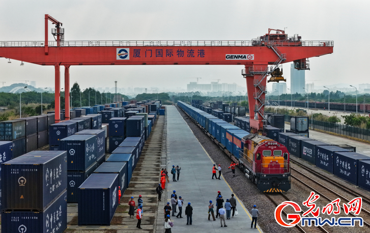 厦门国际物流港中欧班列跑出互联互通加速度 厦门国际物流港中欧班列跑出互联互通加速度