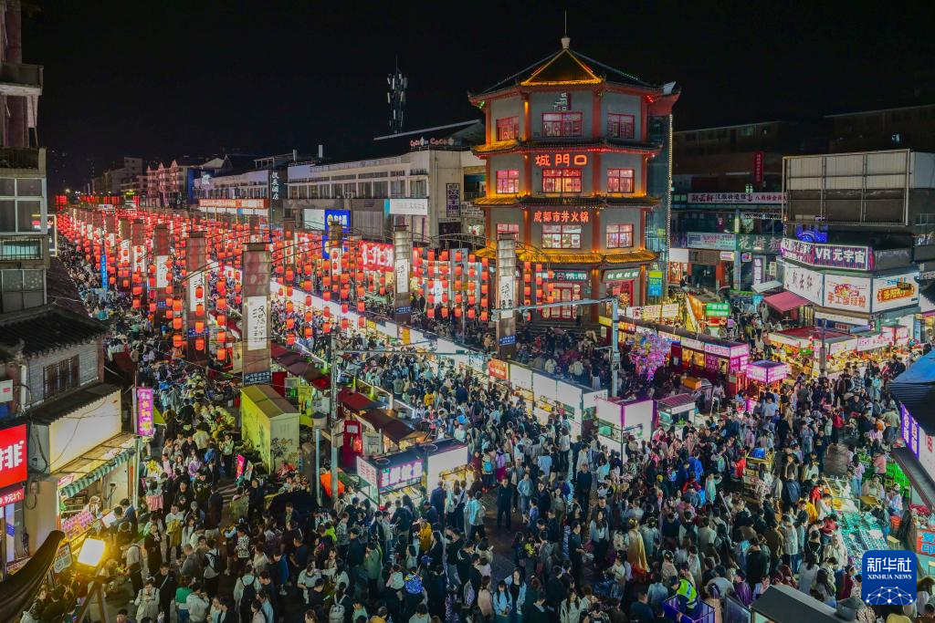 假期里的春日经济